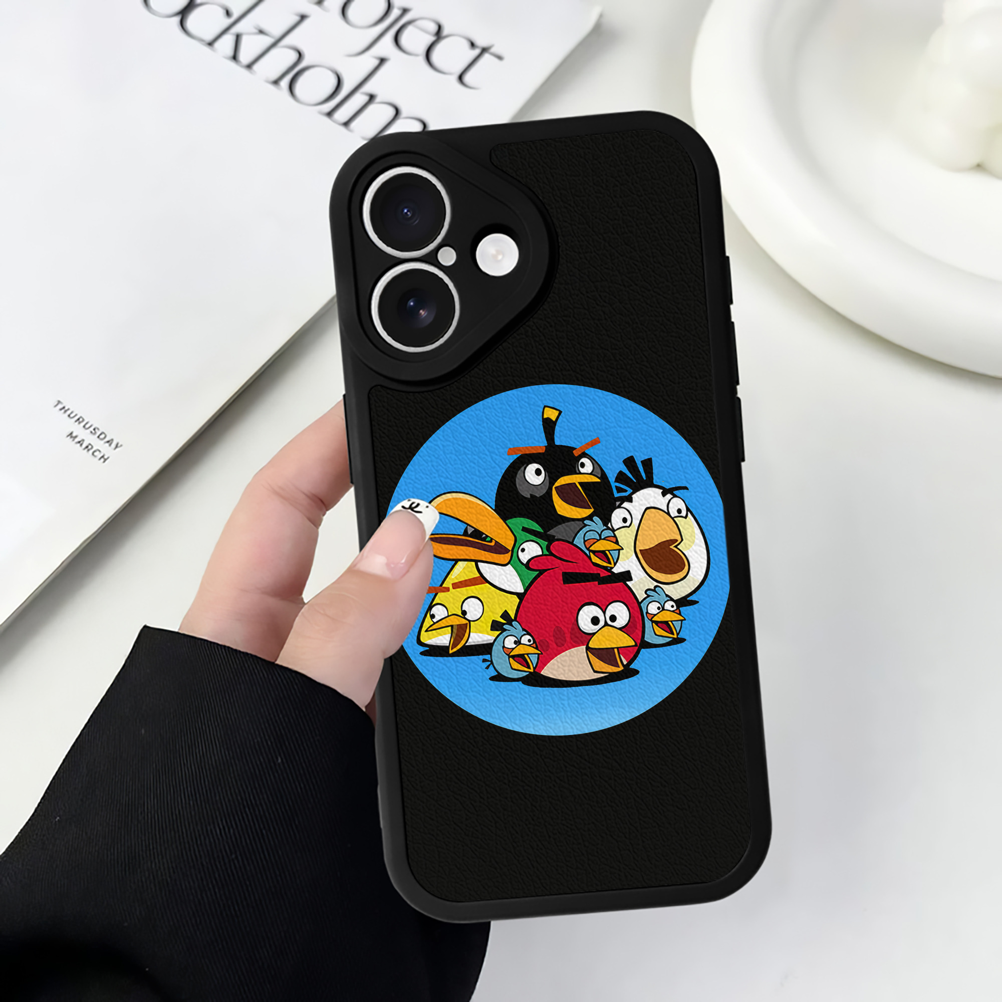 （画像用） Angry Birds アングリーバード 【iPhone 16シリーズ対応】シリコンスマホケース（レザー調） 材質：シリコン